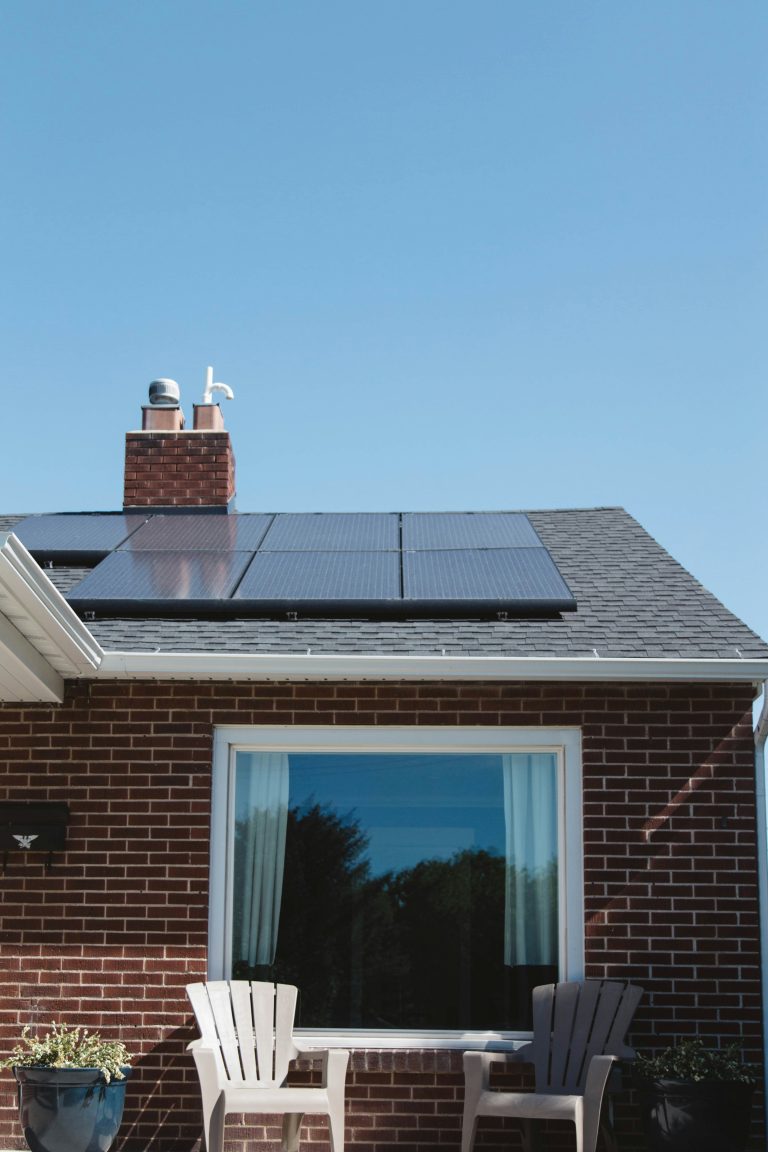Return on Investment of Solar Panels and Batteries in the UK